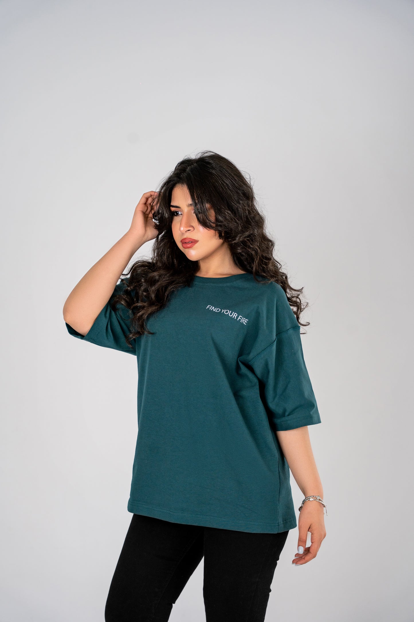 تي شيرت أخضر 