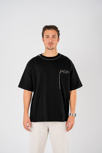 تي شيرت أسود بتطريز يدوي